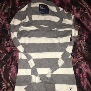 2 American Eagle Outfitters long sleeve